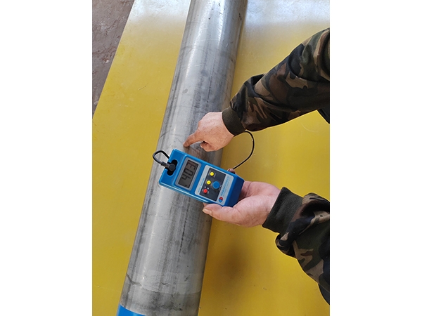 φ219x1400永磁滾筒，4000GS