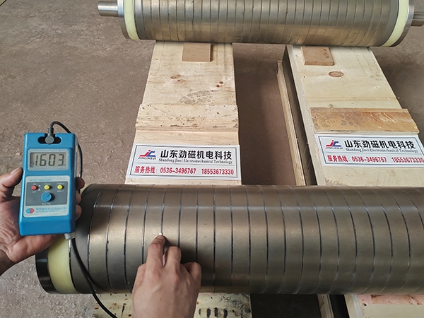 φ200-830磁輥，磁場(chǎng)16000GS